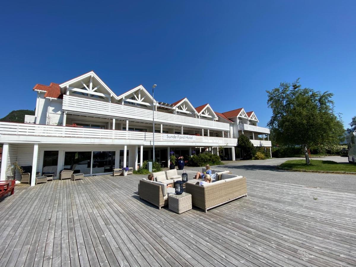 Sunde Fjord Hotel, Free And Easy Parking Solavagen المظهر الخارجي الصورة