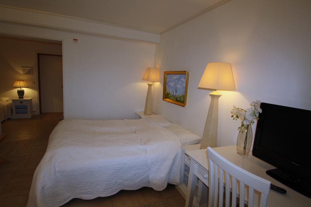 Sunde Fjord Hotel, Free And Easy Parking Solavagen المظهر الخارجي الصورة